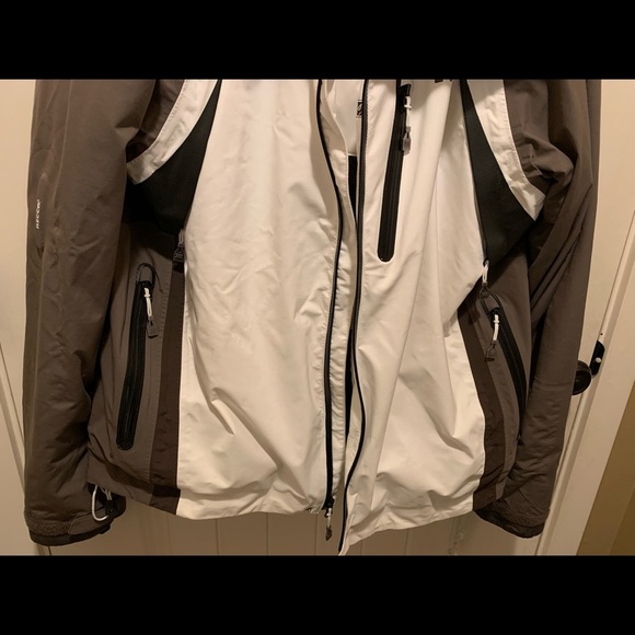 Helly Hansen ski jacket - Picture 5 of 8